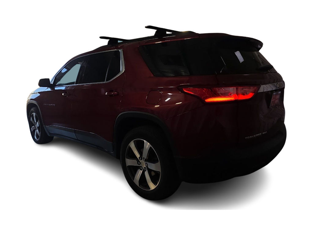 Thumbnail: 2021 Chevrolet Traverse - 4