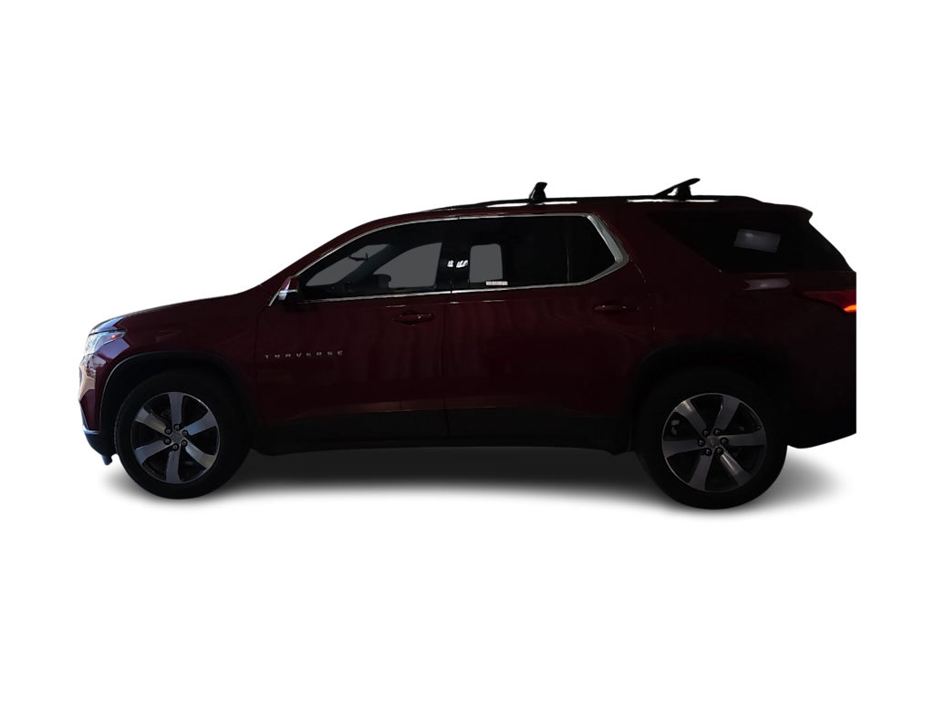Thumbnail: 2021 Chevrolet Traverse - 3