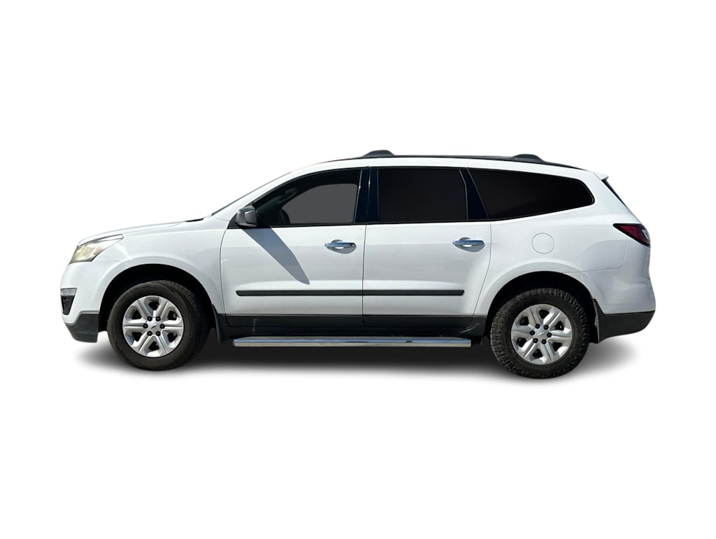 Thumbnail: 2017 Chevrolet Traverse - 3