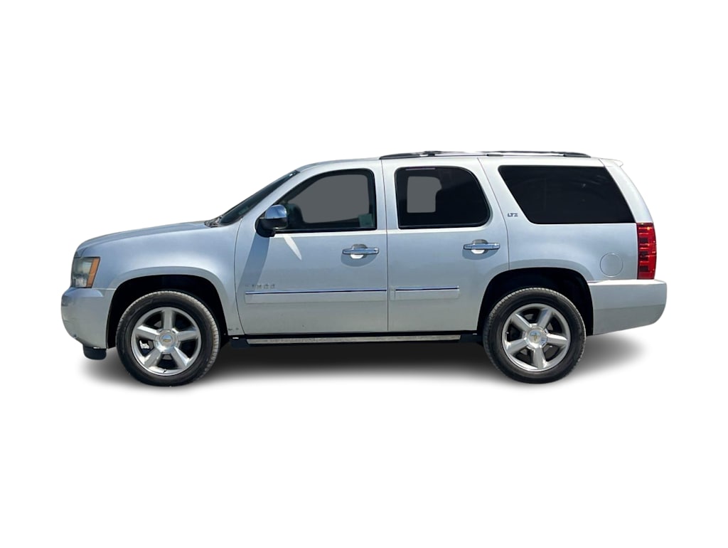 Thumbnail: 2012 Chevrolet Tahoe - 3