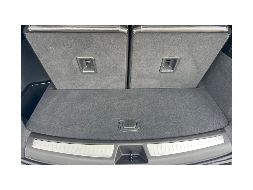 Thumbnail: 2025 Cadillac XT6 - 16