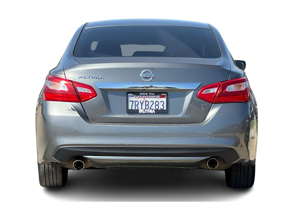Thumbnail: 2016 Nissan Altima - 5