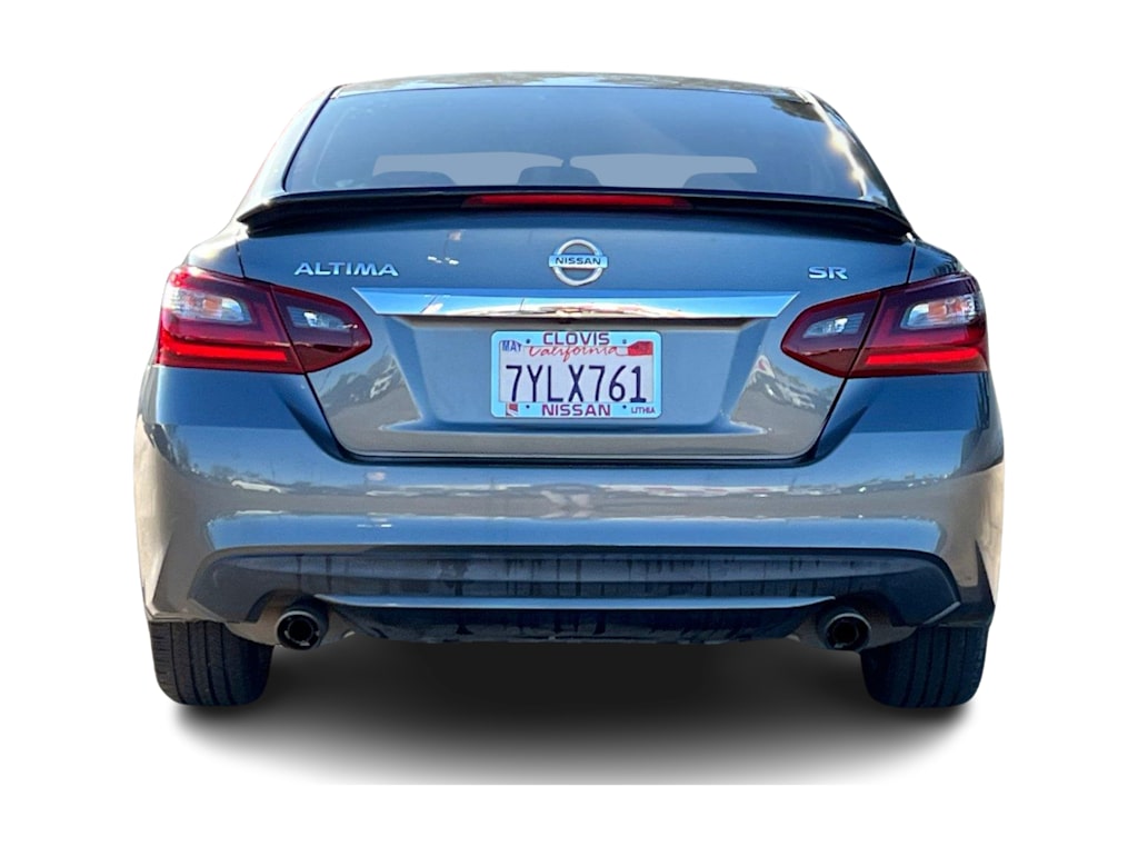 Thumbnail: 2017 Nissan Altima - 5