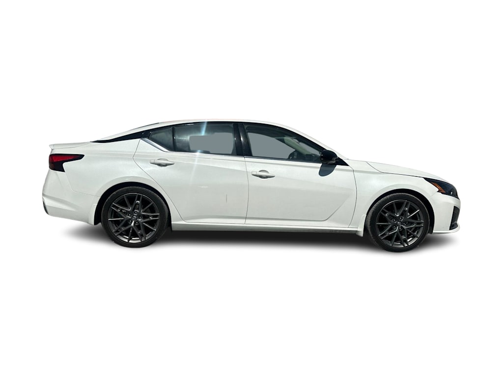Thumbnail: 2024 Nissan Altima - 20