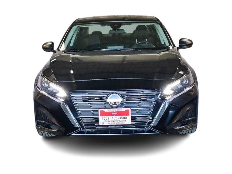 Thumbnail: 2025 Nissan Altima - 20