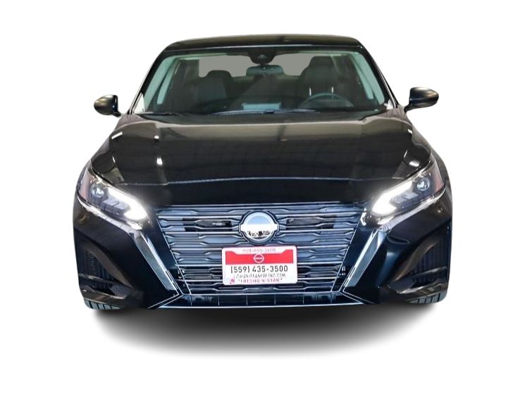 Thumbnail: 2025 Nissan Altima - 5