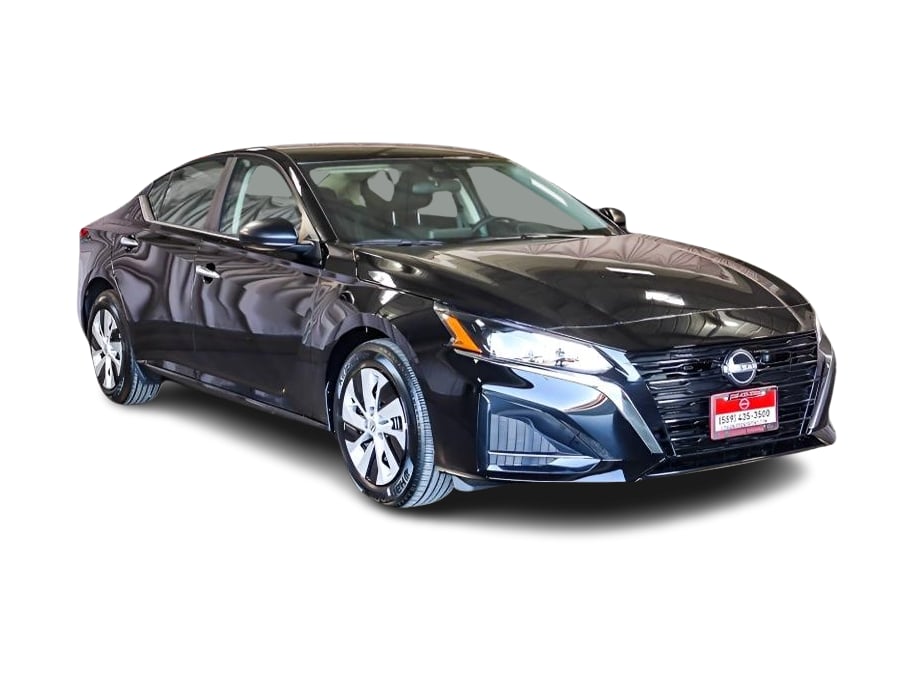 Thumbnail: 2025 Nissan Altima - 20