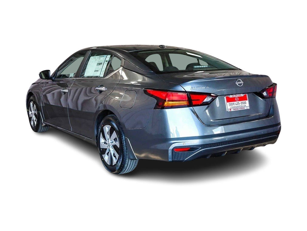 Thumbnail: 2025 Nissan Altima - 3