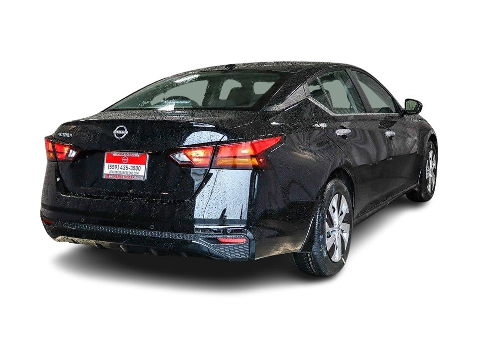 Thumbnail: 2025 Nissan Altima - 18