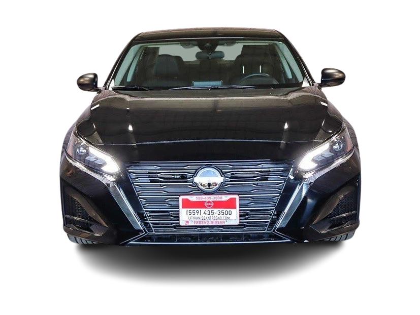 Thumbnail: 2025 Nissan Altima - 19