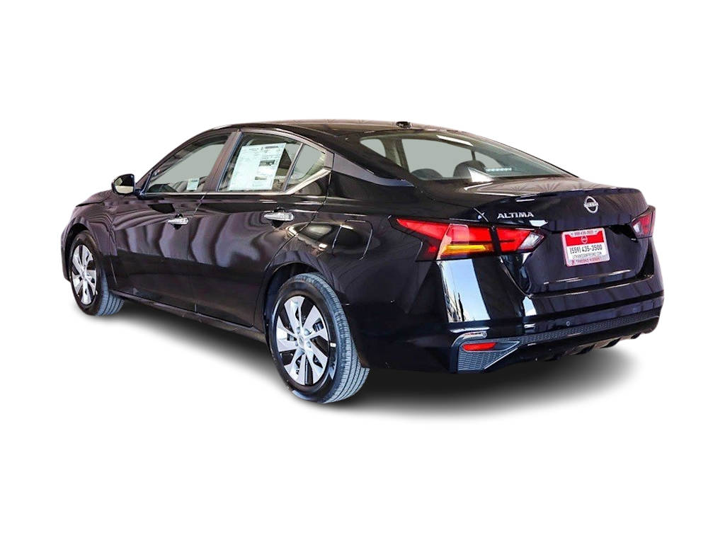 Thumbnail: 2025 Nissan Altima - 3