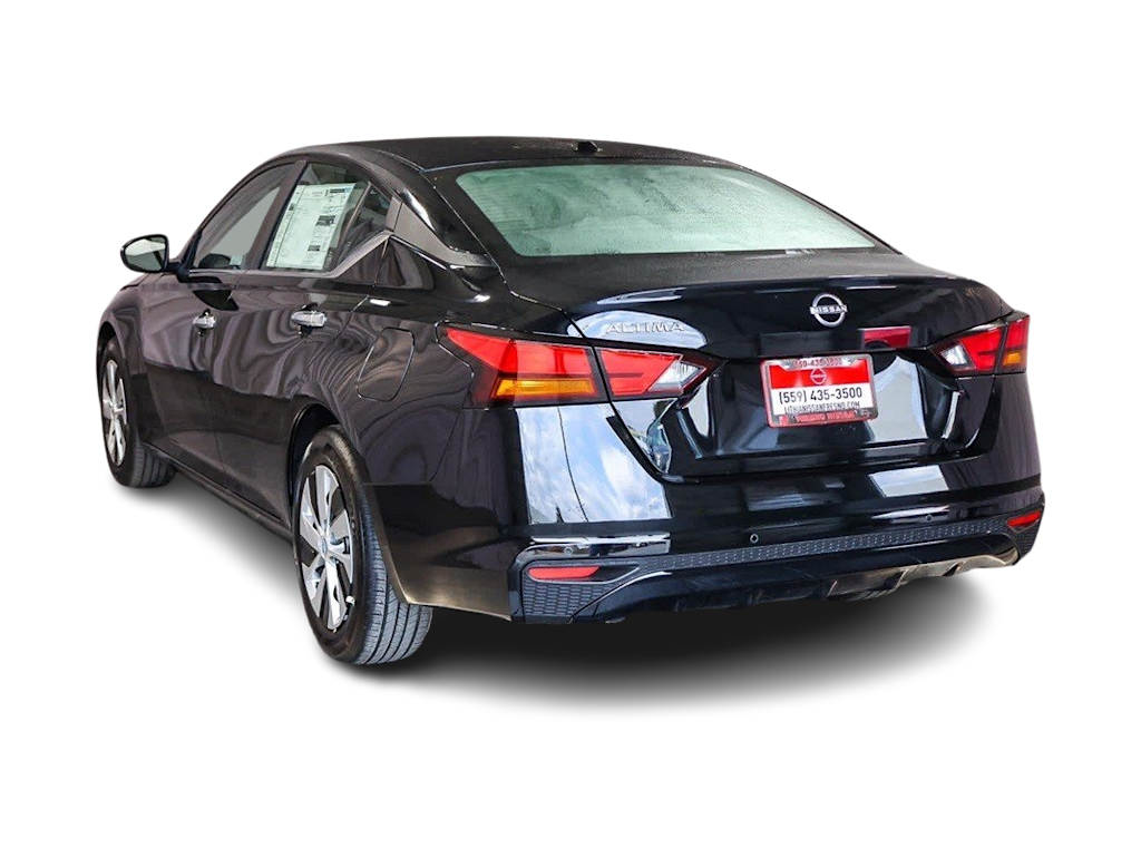Thumbnail: 2025 Nissan Altima - 3