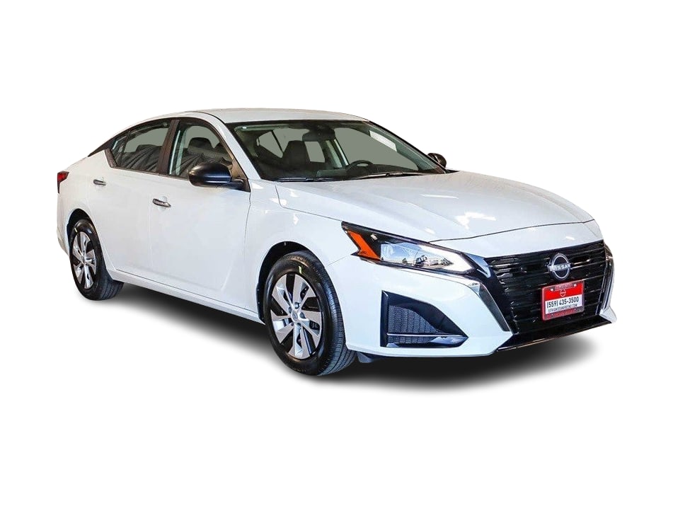 Thumbnail: 2025 Nissan Altima - 19