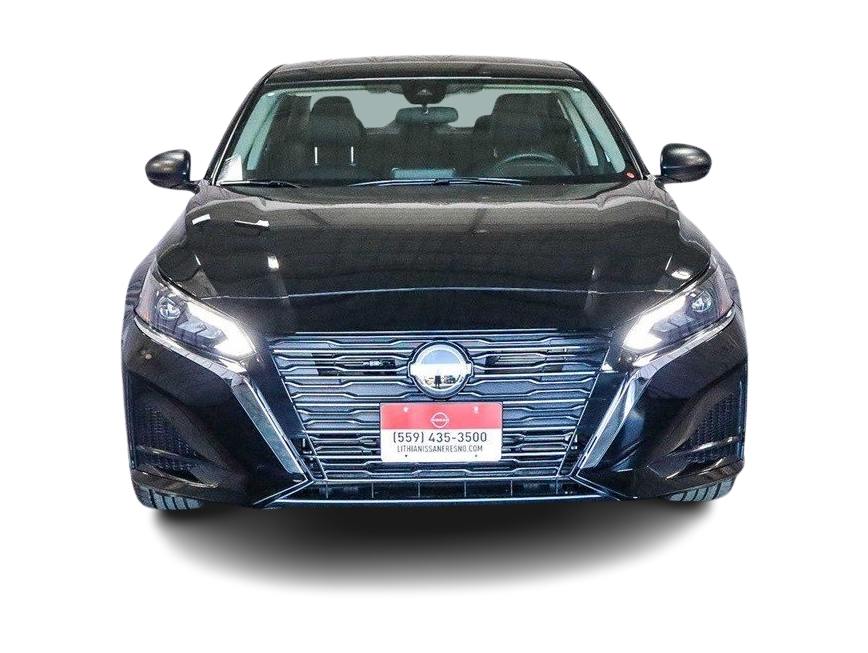 Thumbnail: 2025 Nissan Altima - 5
