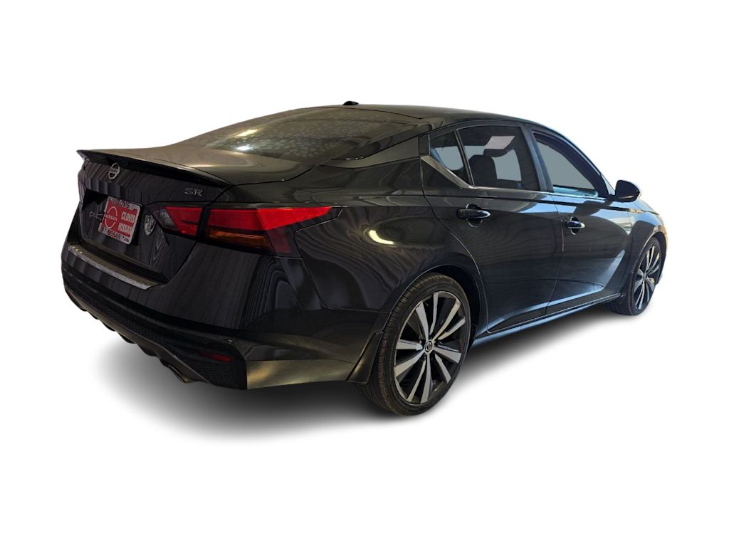 Thumbnail: 2021 Nissan Altima - 18