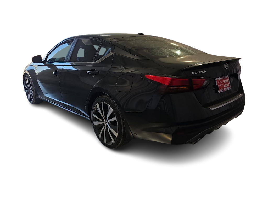 Thumbnail: 2021 Nissan Altima - 4