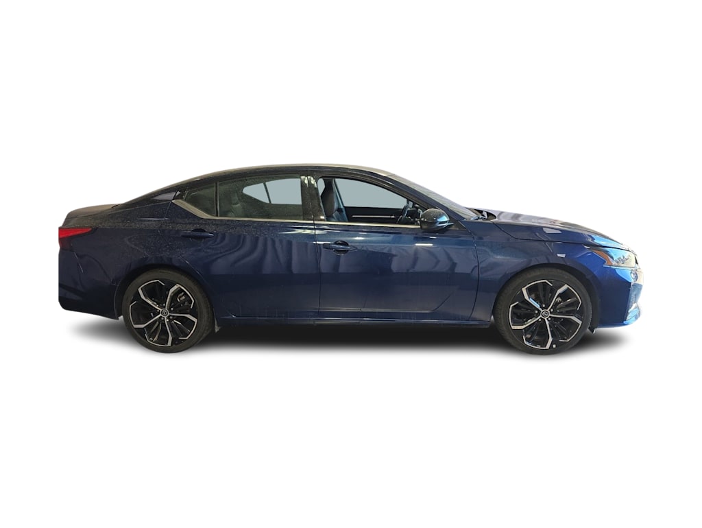 Thumbnail: 2023 Nissan Altima - 18