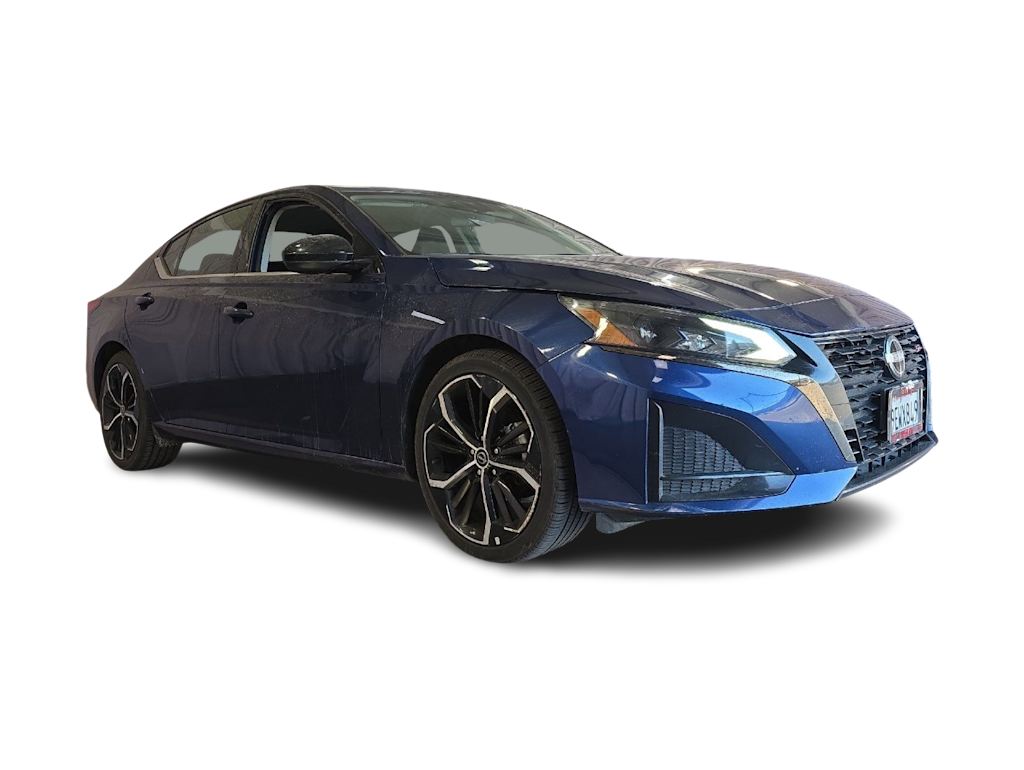 Thumbnail: 2023 Nissan Altima - 19