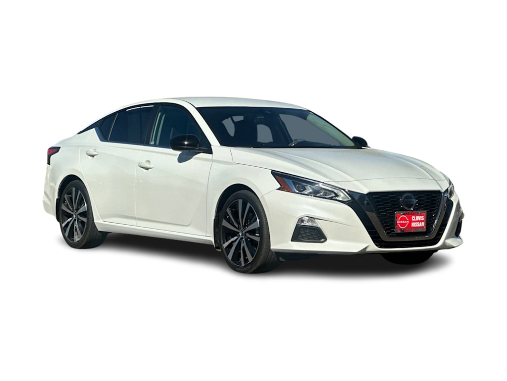 Thumbnail: 2022 Nissan Altima - 11