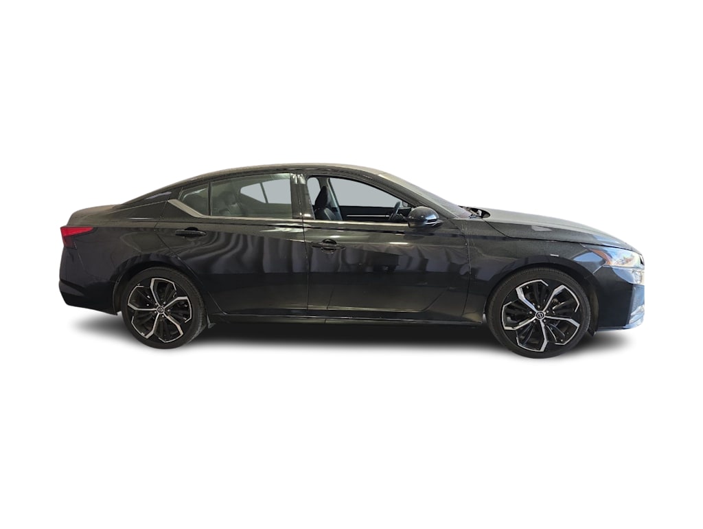 Thumbnail: 2023 Nissan Altima - 18