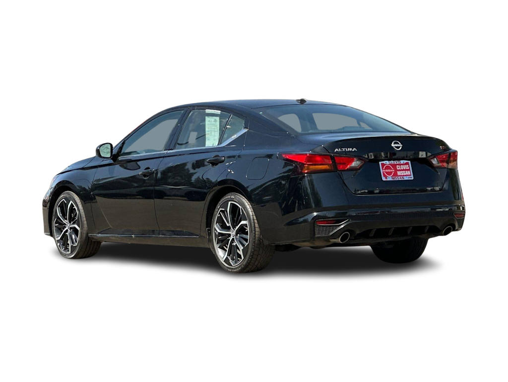 Thumbnail: 2023 Nissan Altima - 4