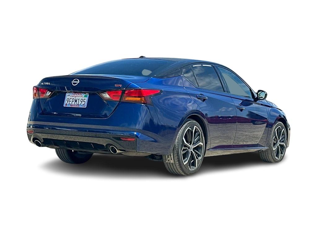 Thumbnail: 2023 Nissan Altima - 18