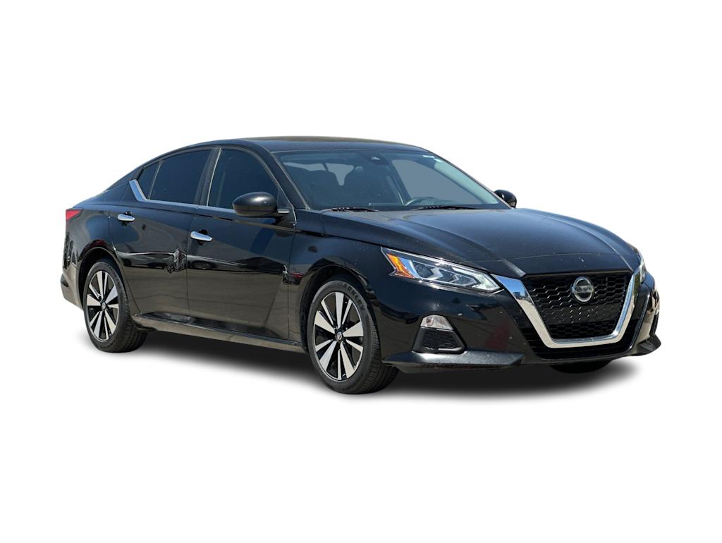 Thumbnail: 2022 Nissan Altima - 20