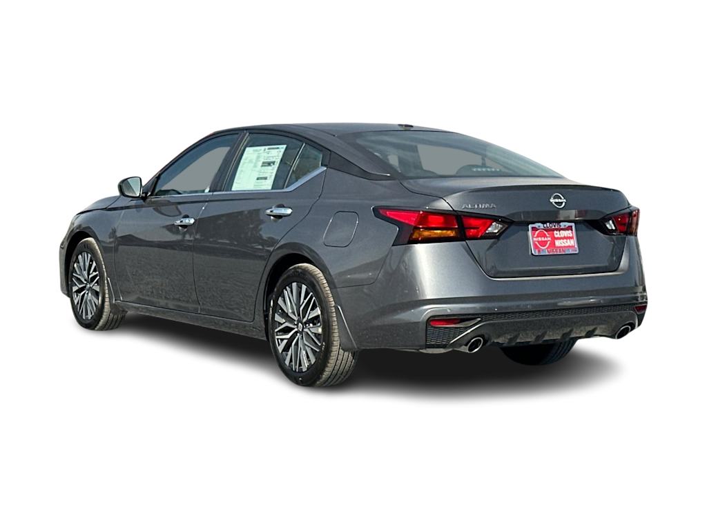 Thumbnail: 2025 Nissan Altima - 4