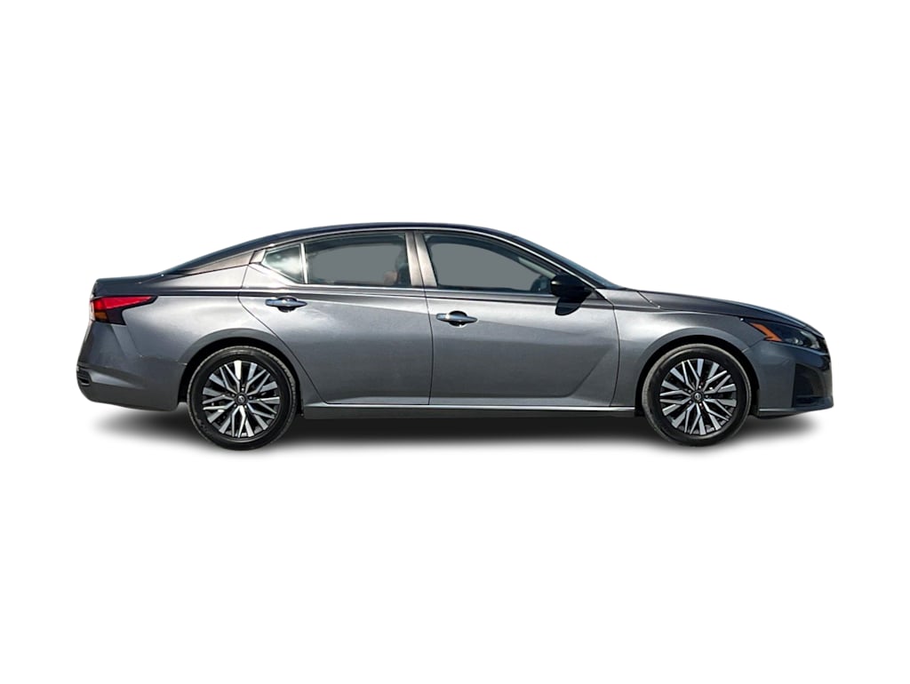 Thumbnail: 2024 Nissan Altima - 19