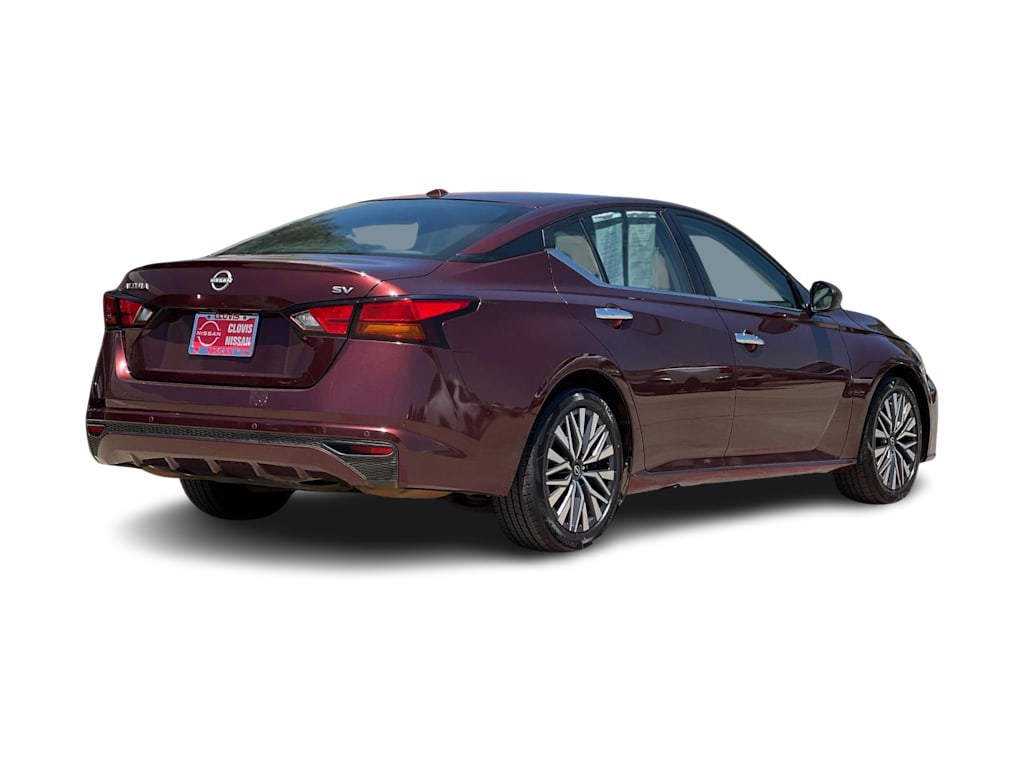 Thumbnail: 2023 Nissan Altima - 19