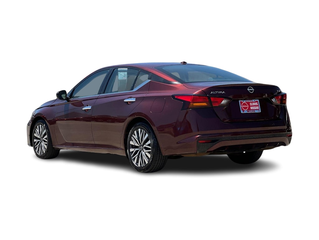 Thumbnail: 2023 Nissan Altima - 4
