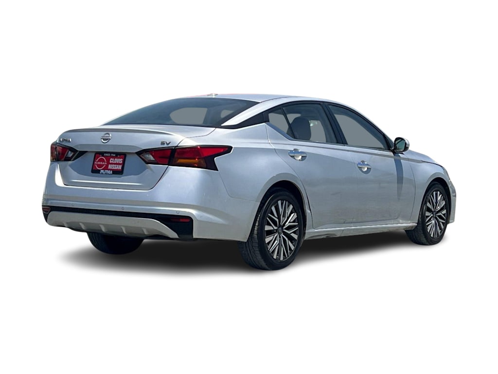 Thumbnail: 2023 Nissan Altima - 19