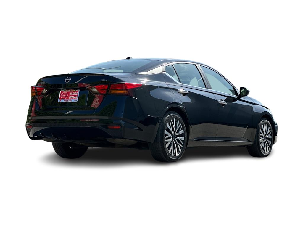 2024 Nissan Altima SV 18