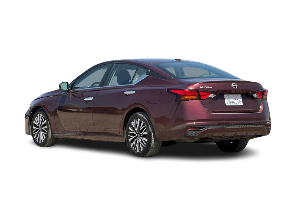 Thumbnail: 2025 Nissan Altima - 4