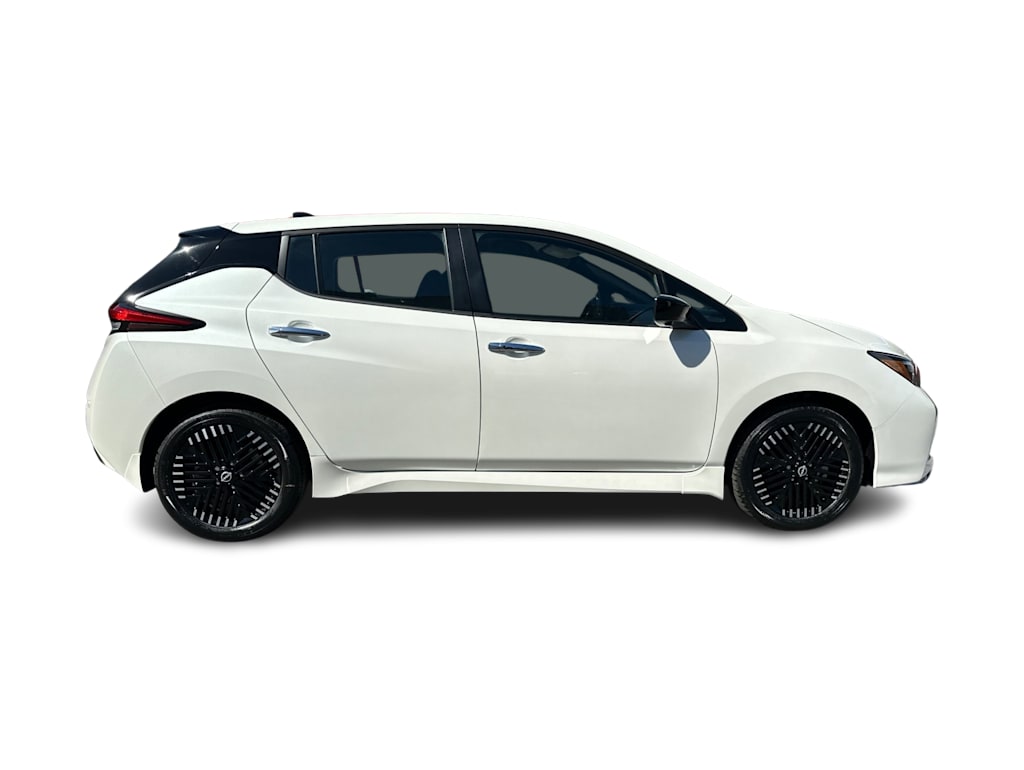 2025 Nissan Leaf SV Plus 18