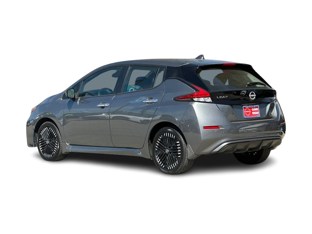 Thumbnail: 2023 Nissan Leaf - 4