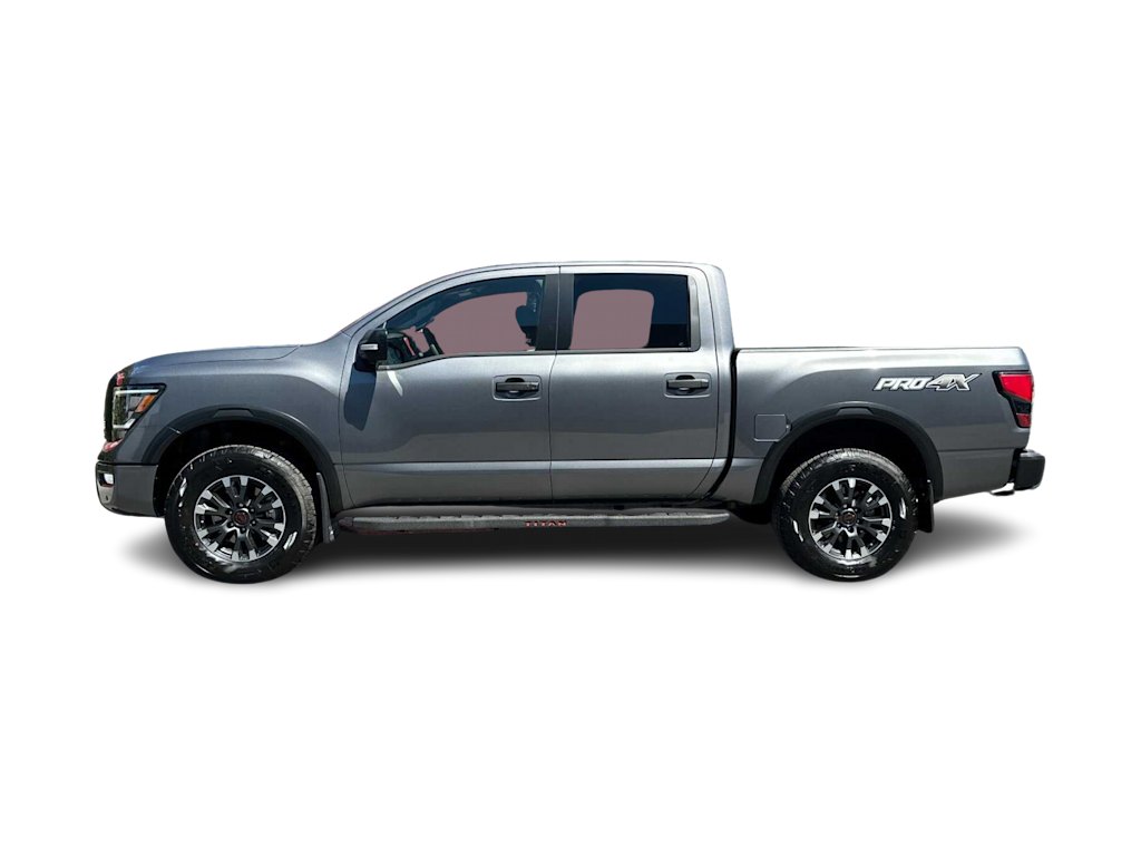 2024 Nissan Titan PRO-4X 3