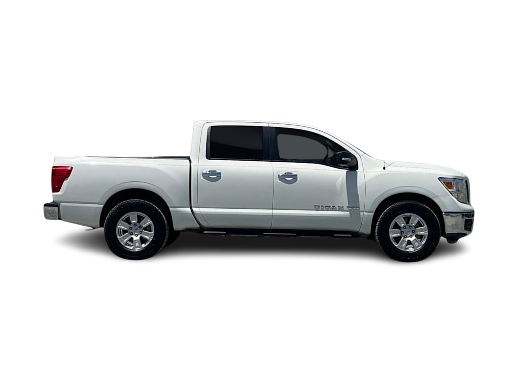 Thumbnail: 2019 Nissan Titan - 19