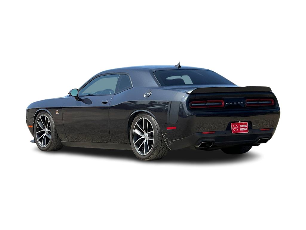 Thumbnail: 2017 Dodge Challenger - 4