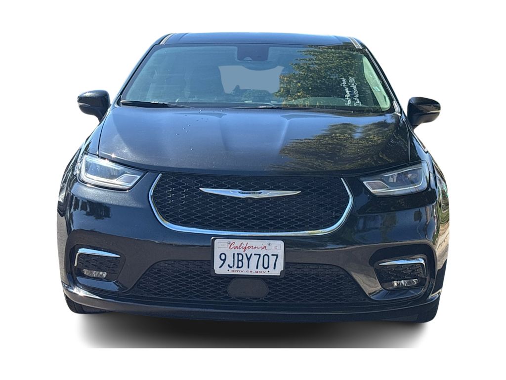 Thumbnail: 2023 Chrysler Pacifica - 6