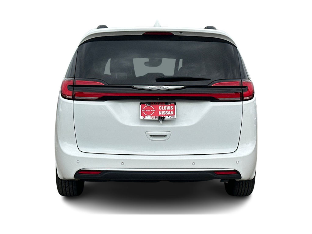 Thumbnail: 2022 Chrysler Pacifica - 5