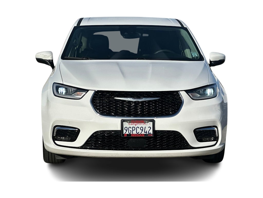 Thumbnail: 2023 Chrysler Pacifica - 6