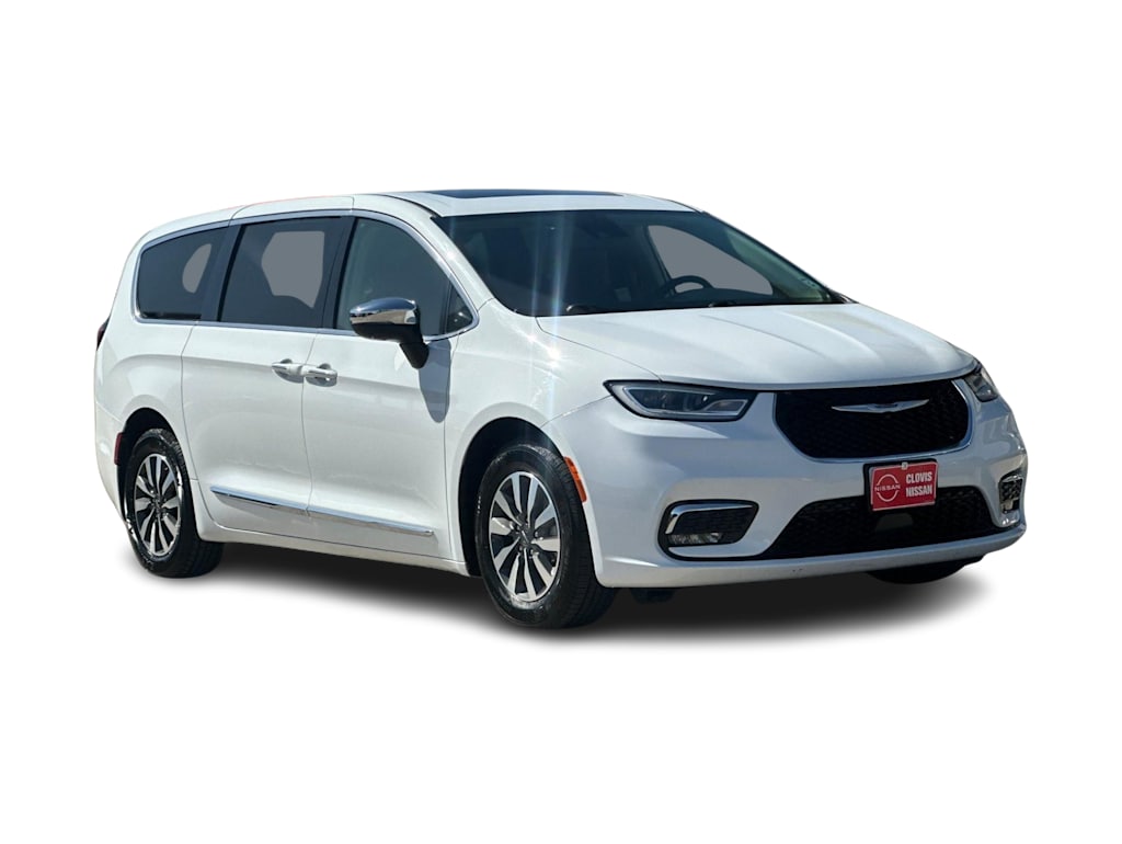 Thumbnail: 2023 Chrysler Pacifica - 19