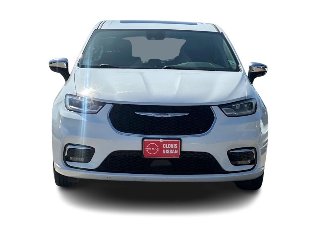 Thumbnail: 2023 Chrysler Pacifica - 6