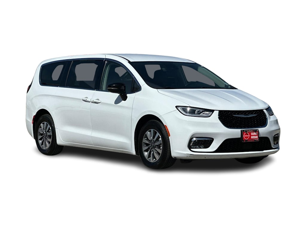 Thumbnail: 2024 Chrysler Pacifica - 17
