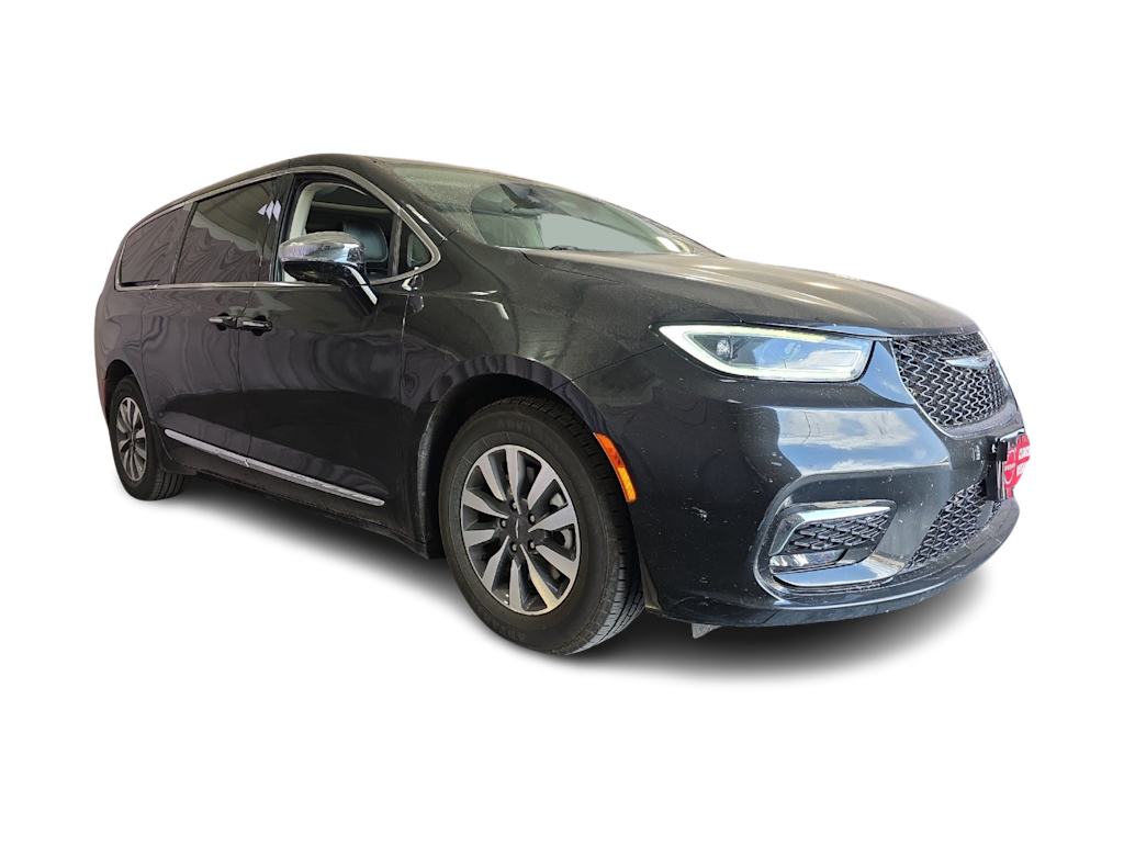 Thumbnail: 2023 Chrysler Pacifica - 20