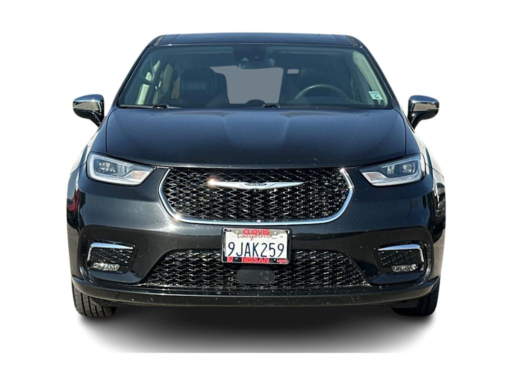 Thumbnail: 2023 Chrysler Pacifica - 6