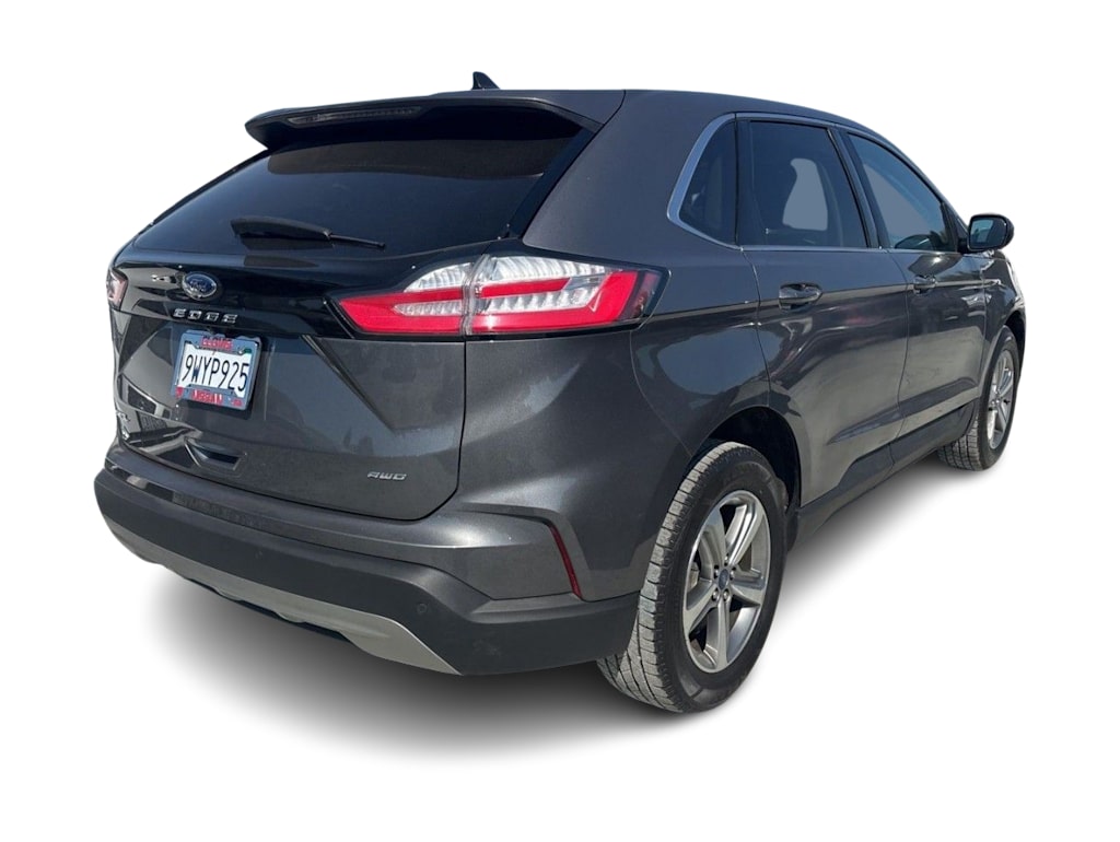 Thumbnail: 2022 Ford Edge - 17