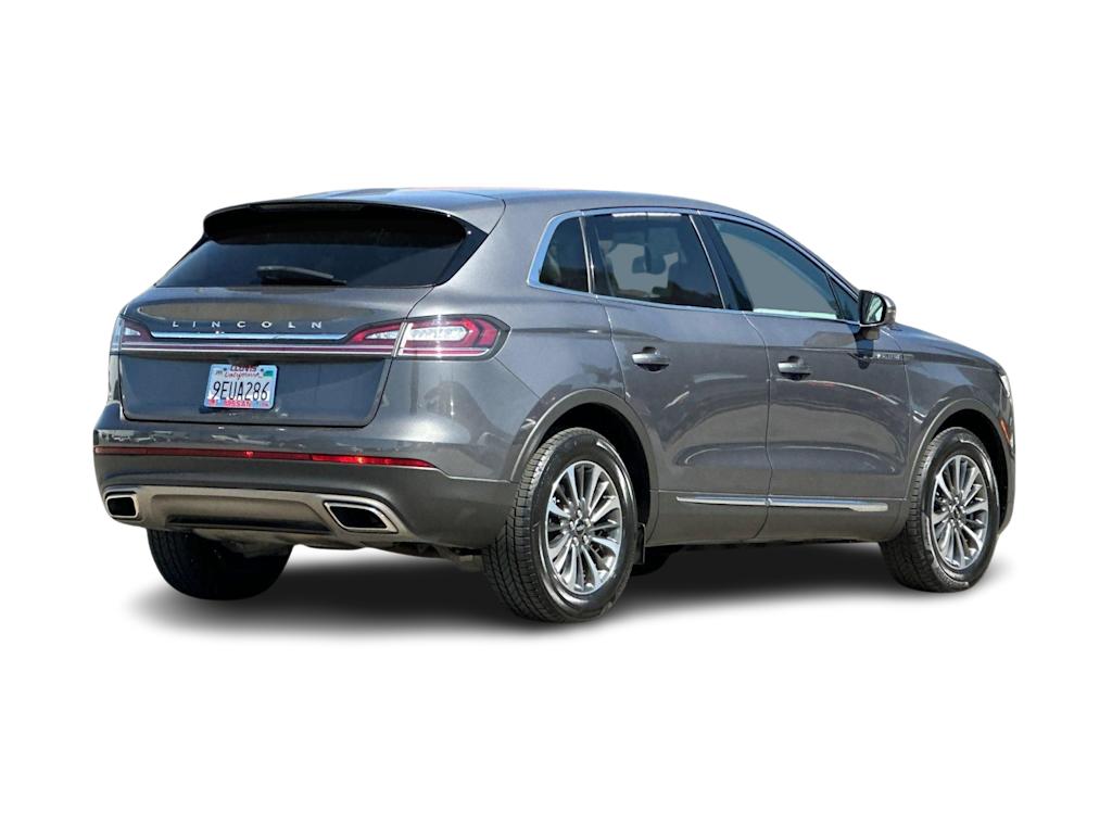 Thumbnail: 2022 Lincoln Nautilus - 17