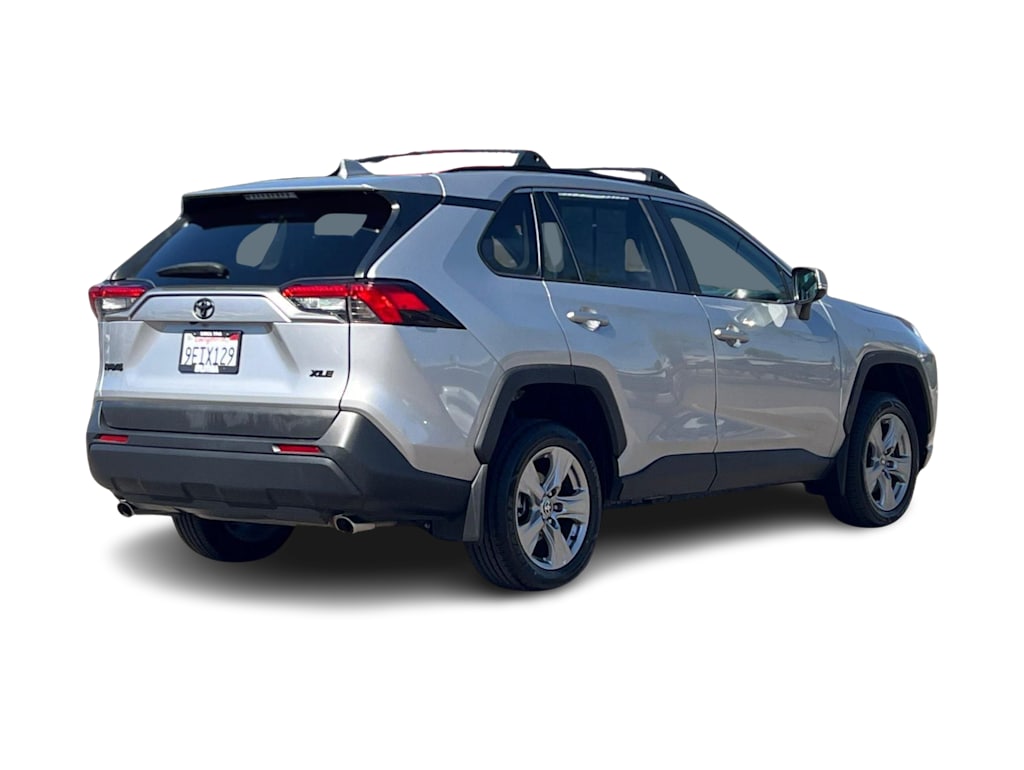 Thumbnail: 2023 Toyota RAV4 - 19
